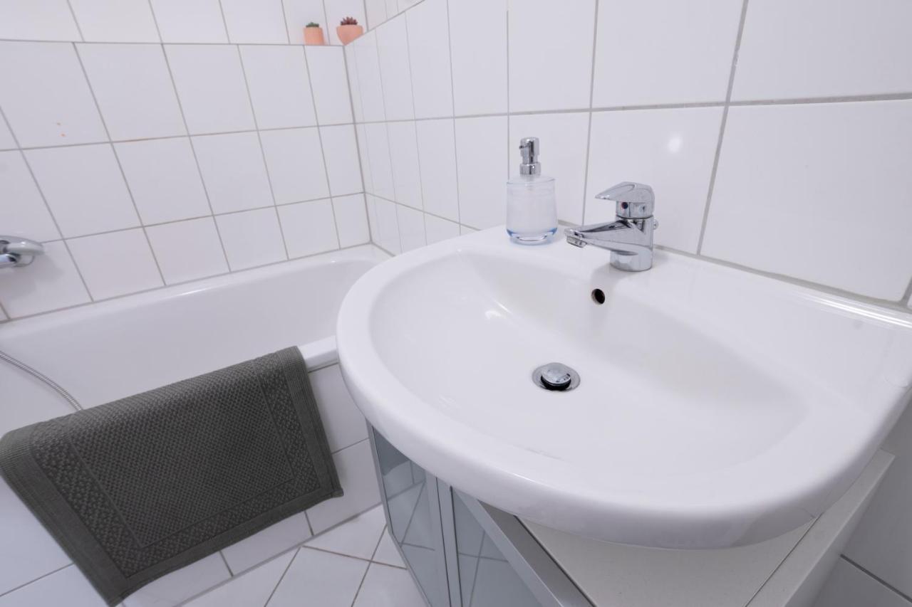 Zwickau Mittendrin, Tolles Balkon-Apartment 외부 사진